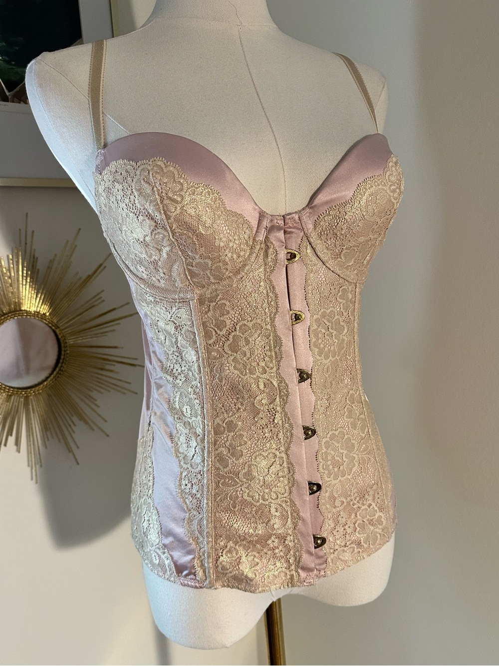 🩷 Victoria’s Secret Vintage Blush Satin & Lace Corset Bustier | 36B | Coquette